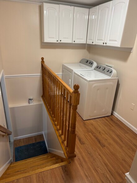 Building Photo - 58 Harding Ave