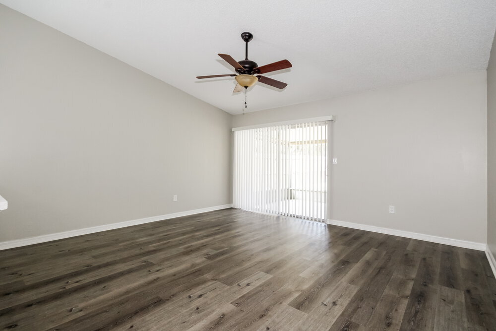 Building Photo - 1554 Thistledown Dr