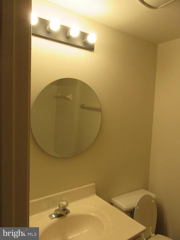 Building Photo - 11006 Koman Cir