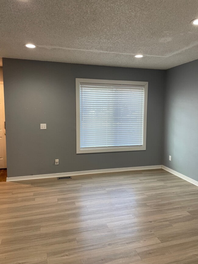 Building Photo - 12191 Bannock St