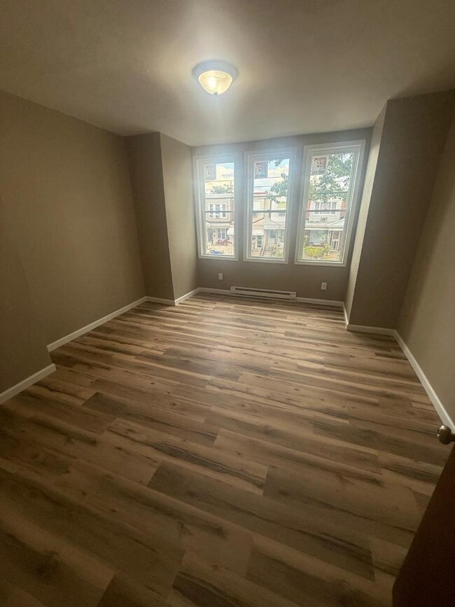 Building Photo - 2918 Aramingo Ave