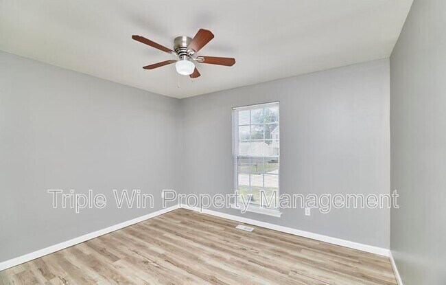 Building Photo - 4927 Triple Tree Ct
