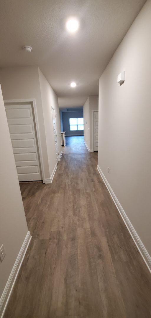 Building Photo - Modern 4Bed/2Ba Home w/Conveniently Accessible Location in PCB! *Garbage Service & Lawncare Inclu...