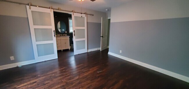 Building Photo - 1401 Carnsmore Dr