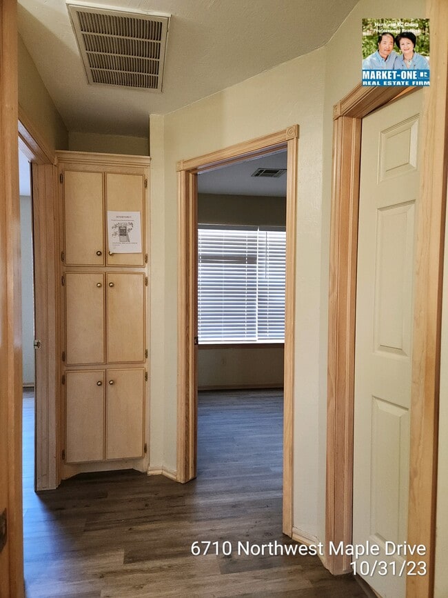 Building Photo - 6840 NW Willow Springs Dr
