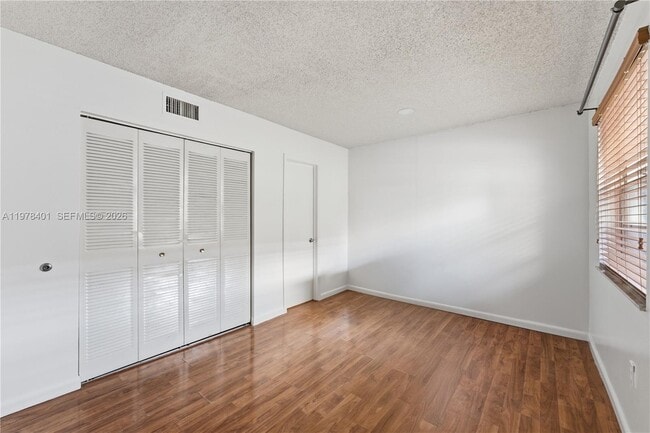 Building Photo - 6921 SW 129th Ave