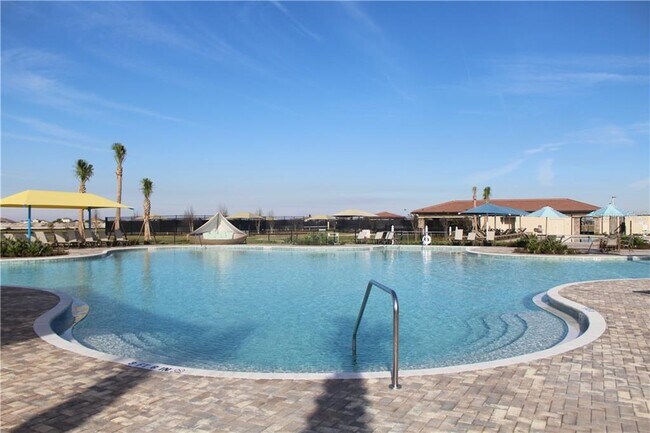 Building Photo - 7804 Loren Cove Dr