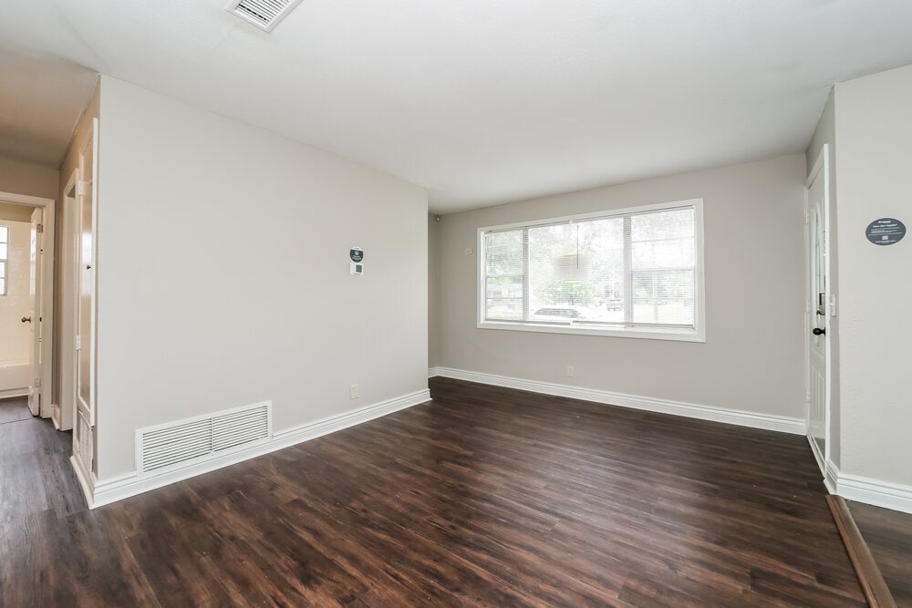 Building Photo - 2227 Mc Carty Dr