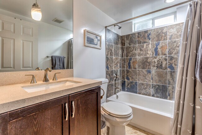 Building Photo - 3805 Keating St