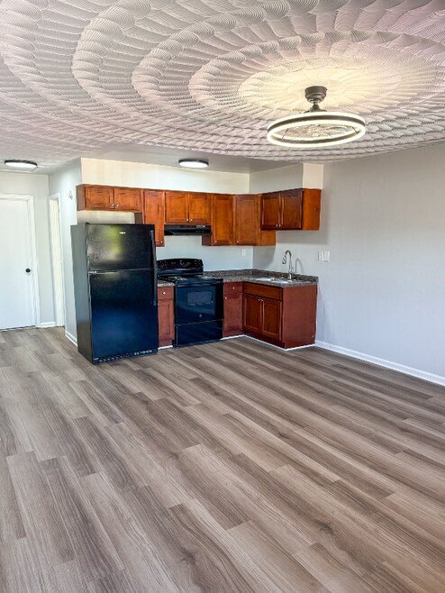 Building Photo - 717 Guy Ave