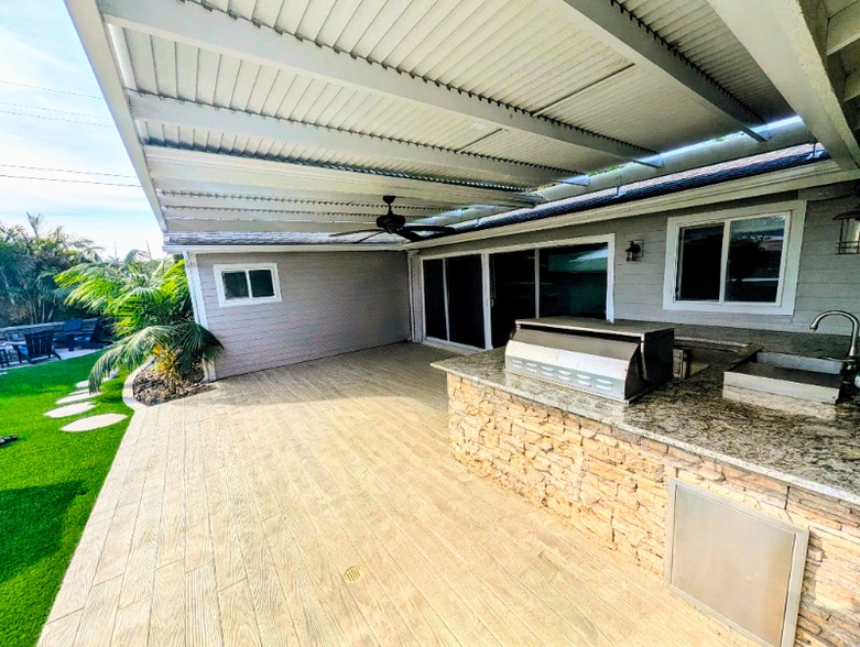 Building Photo - 365 Elkwood Ave