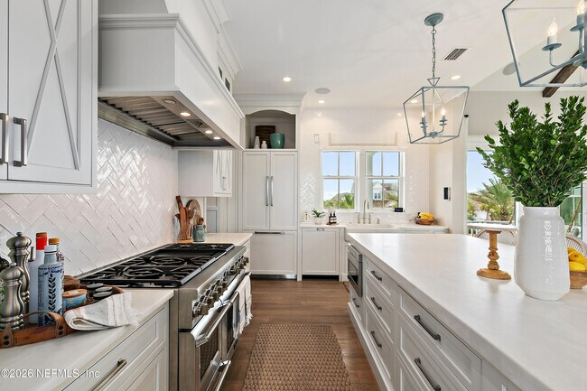 Building Photo - 724 Ponte Vedra Blvd