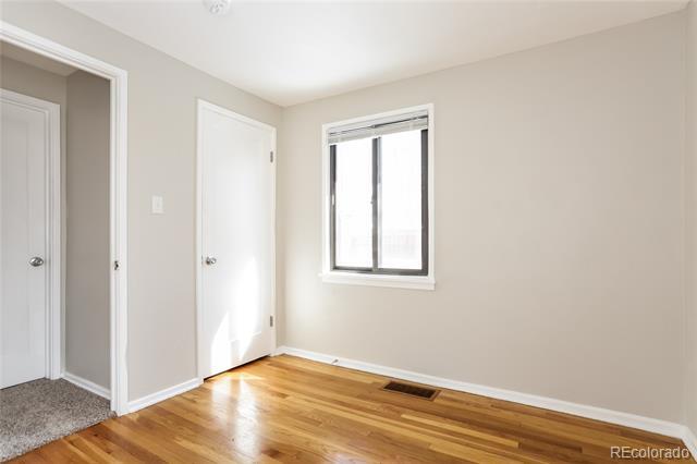 Building Photo - 1140 Jamaica St