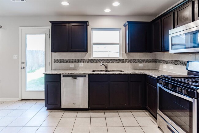 Building Photo - 114 Gambel Oak Way