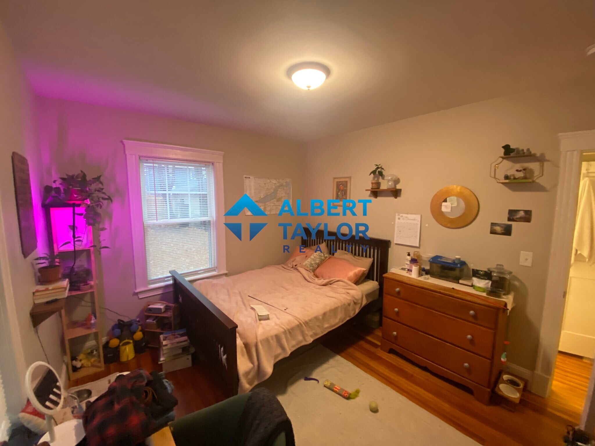 Building Photo - 21 Moraine St