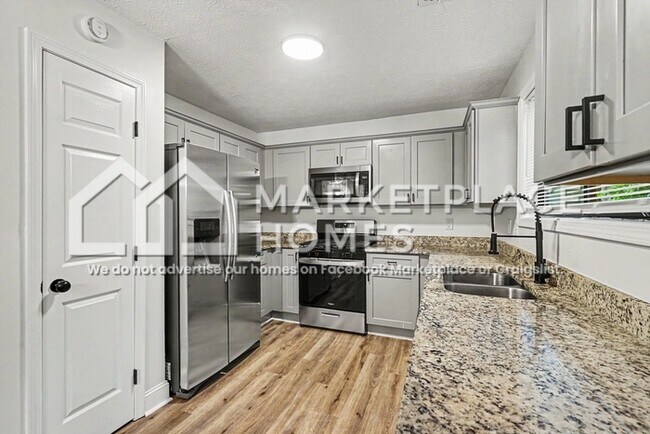 Building Photo - 5033 Mixon Pl