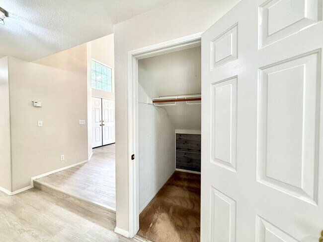 Building Photo - Spacious Rancho Highlands Home | 3 Bed + Den + Bonus Room & 3-Car Garage