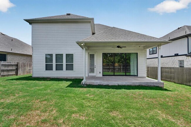 Building Photo - 508 Pinnacle View Dr