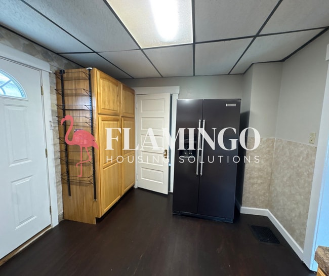 Building Photo - 4211 Pleasant View Ave