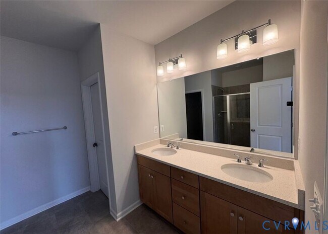 Building Photo - 9252 Magellan Pkwy