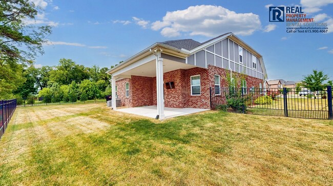 Building Photo - Gorgeous, Luxury home in Marymont Springs! Neighborhood pool and playground!