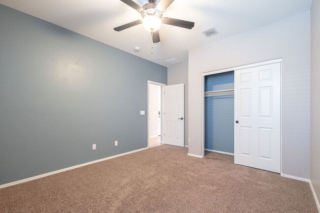 Building Photo - 16371 W Mesquite Dr