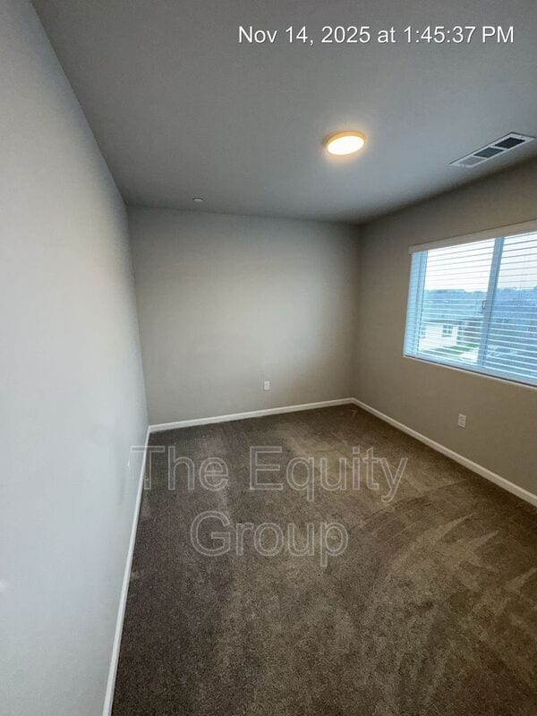 Building Photo - 418 S Summit St