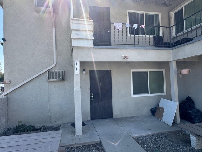 Building Photo - 5361 W Maitland St