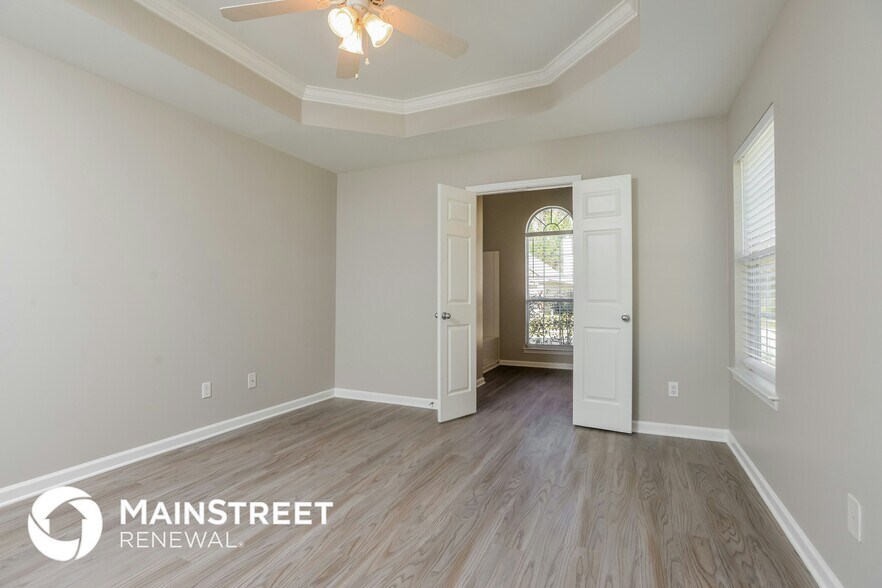 Building Photo - 255 Forest Lakes Dr