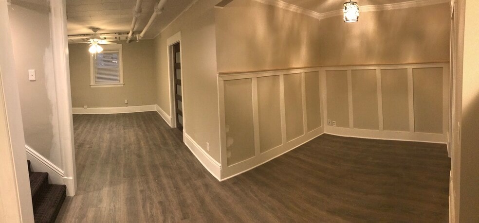 Primary Photo - 703 W 24th St