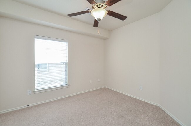 Building Photo - 24542 Folkstone Cir