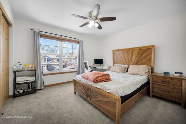 Building Photo - 369 Vaughn Cir