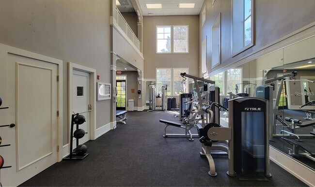 Building Photo - 114 Vista Verdi Cir