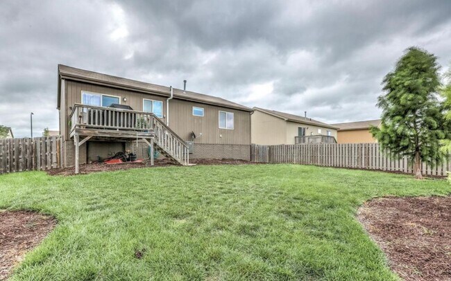 Building Photo - 13806 S 43rd Ave
