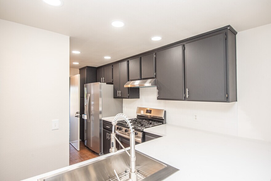 Building Photo - 3723 69th St