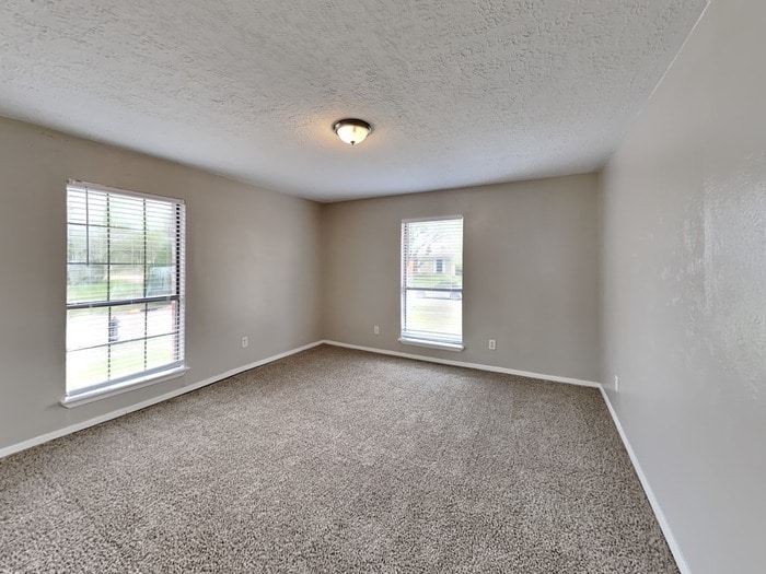 Building Photo - 14002 Edenglen Dr