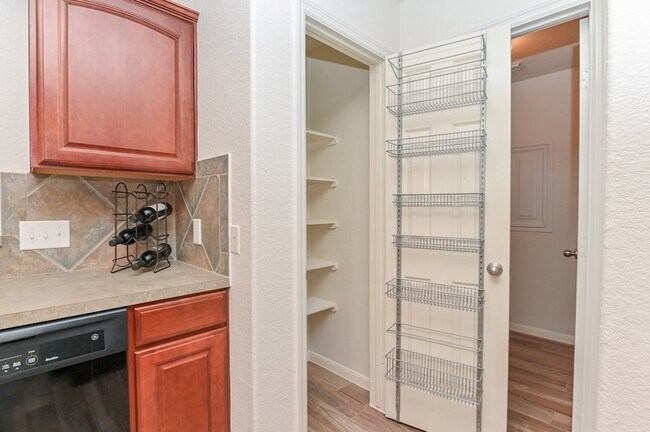 Building Photo - 4022 Mt Everest Way