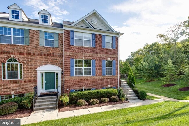 Building Photo - 7931 Silver Oak Rd