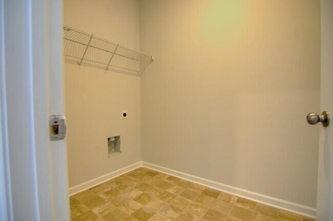 Building Photo - 2596 Sori Dr