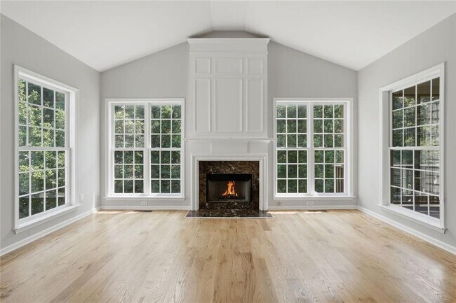 Building Photo - 770 Glastonbury Ct