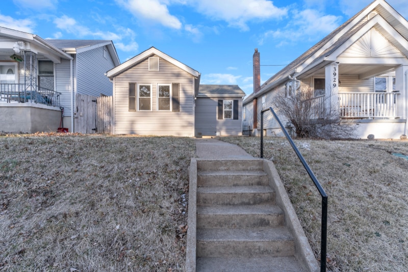 Building Photo - 3933 Walsh St