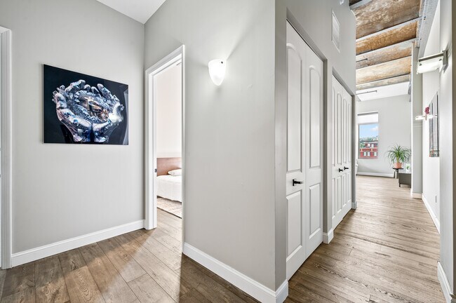 Building Photo - 2434 Smallman St