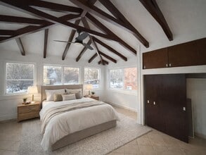 Building Photo - 672 Sheridan Ave