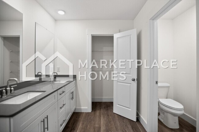 Building Photo - 346 Alta Tree Blvd