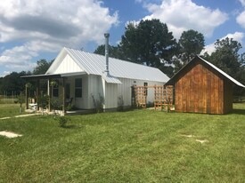 Building Photo - 58 River Oaks Rd