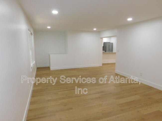 Building Photo - 2789 Narron Ct SW