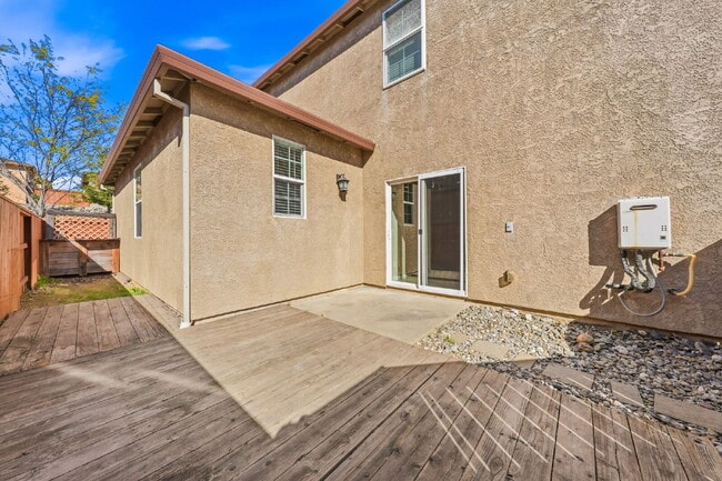 Building Photo - 669 Mission De Oro Dr