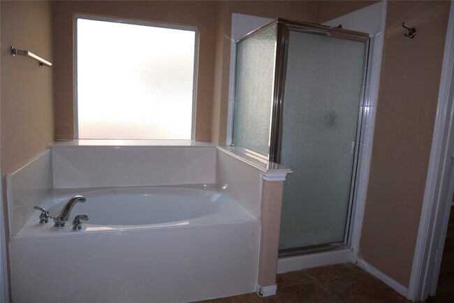Building Photo - 71 La Costa Dr