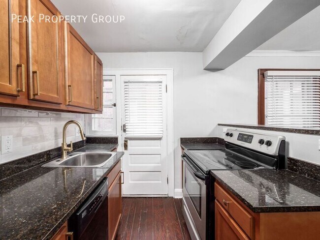 Building Photo - 83 W. First Avenue-2 Bedroom