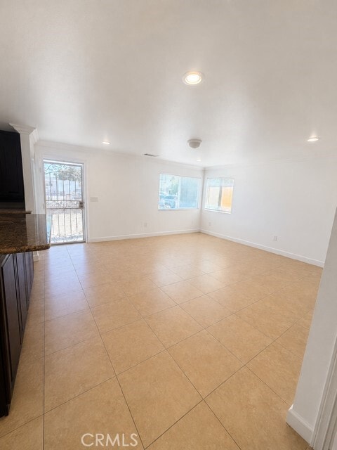 Building Photo - 11527 College Dr